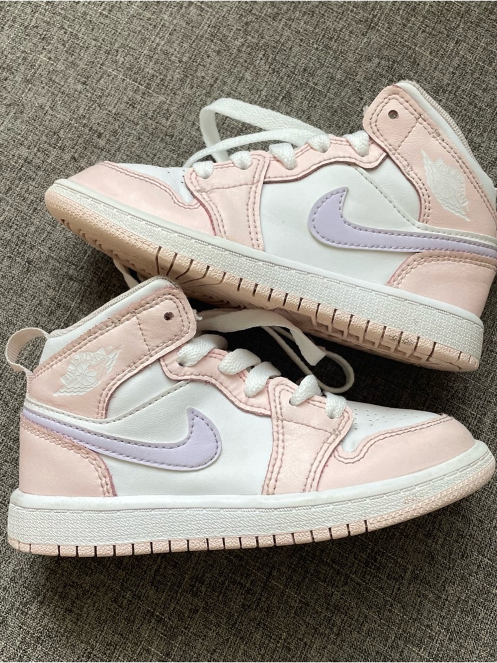 Nike Kids High-Top Sneakers in Pink, Lilac & White